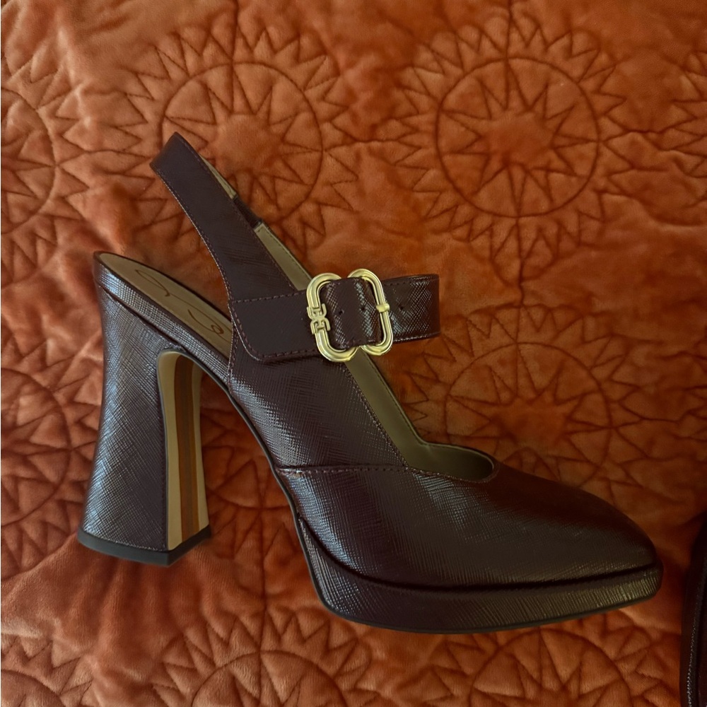 Never worn sam edelman mary jane heels